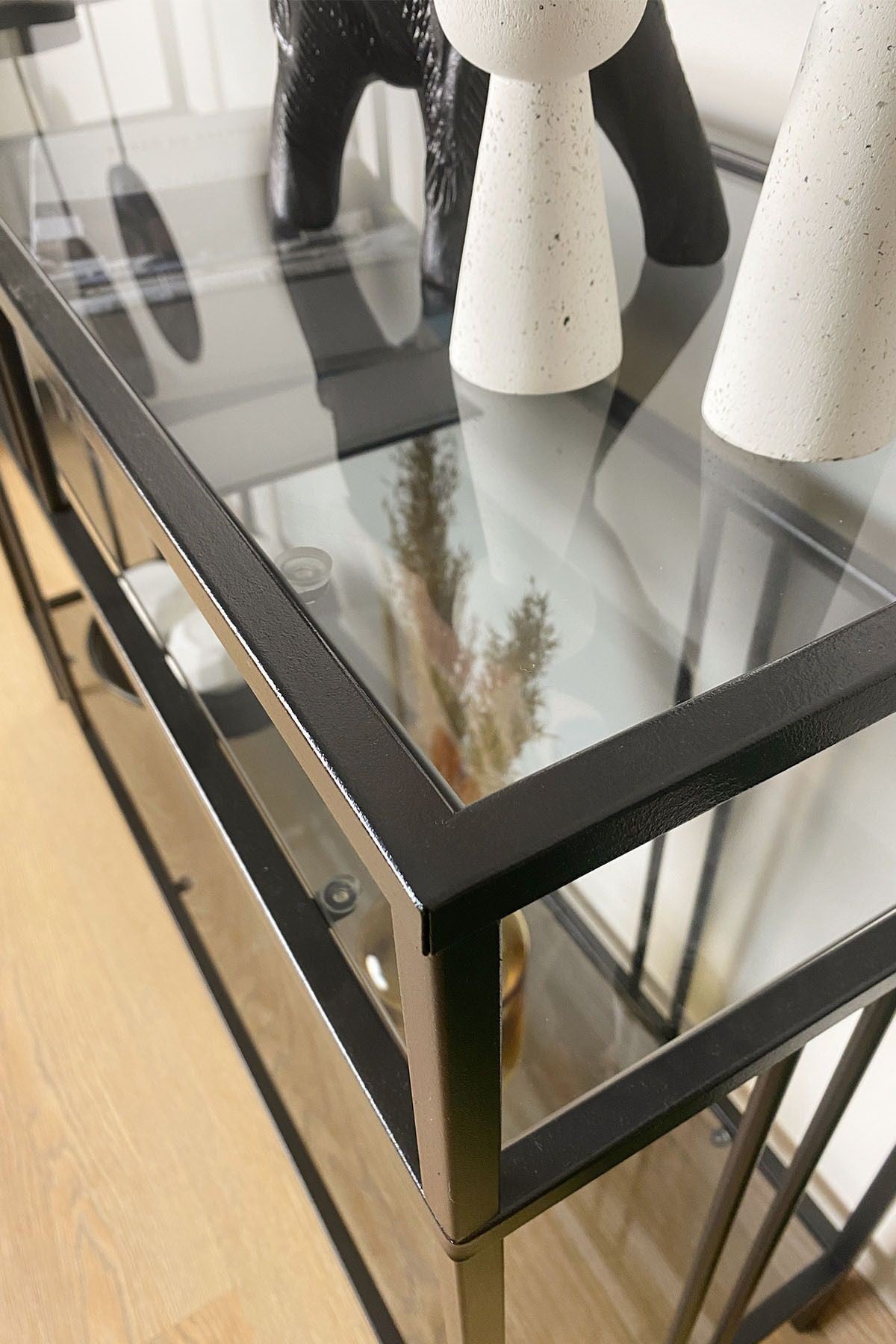 Venedik Console Table