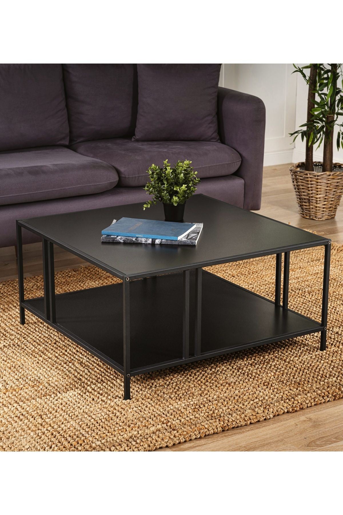 Uranüs Coffee Table