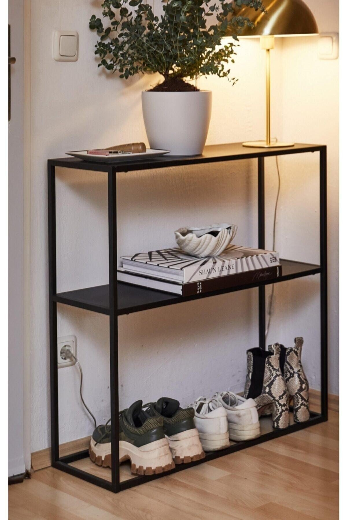 Andas Console Table