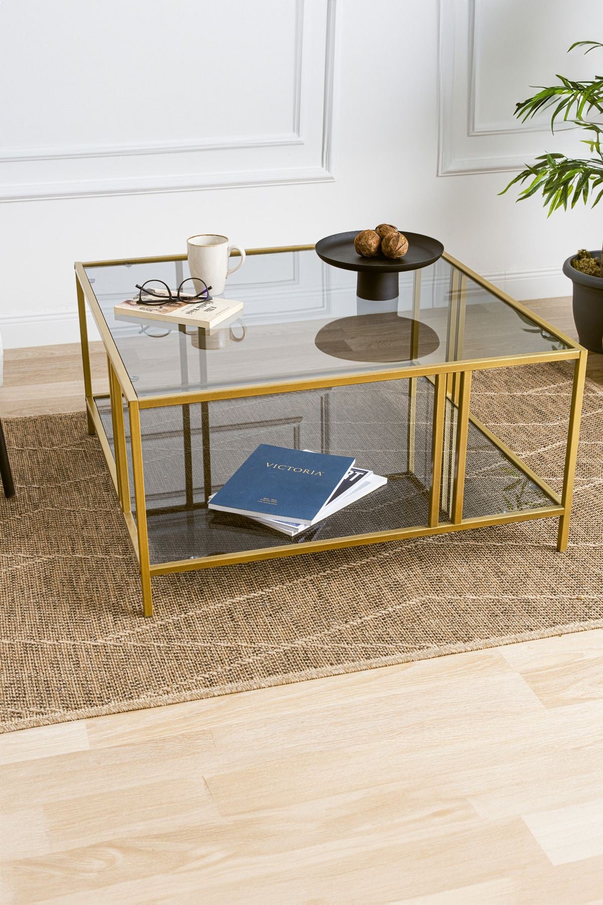 Uranüs Coffee Table